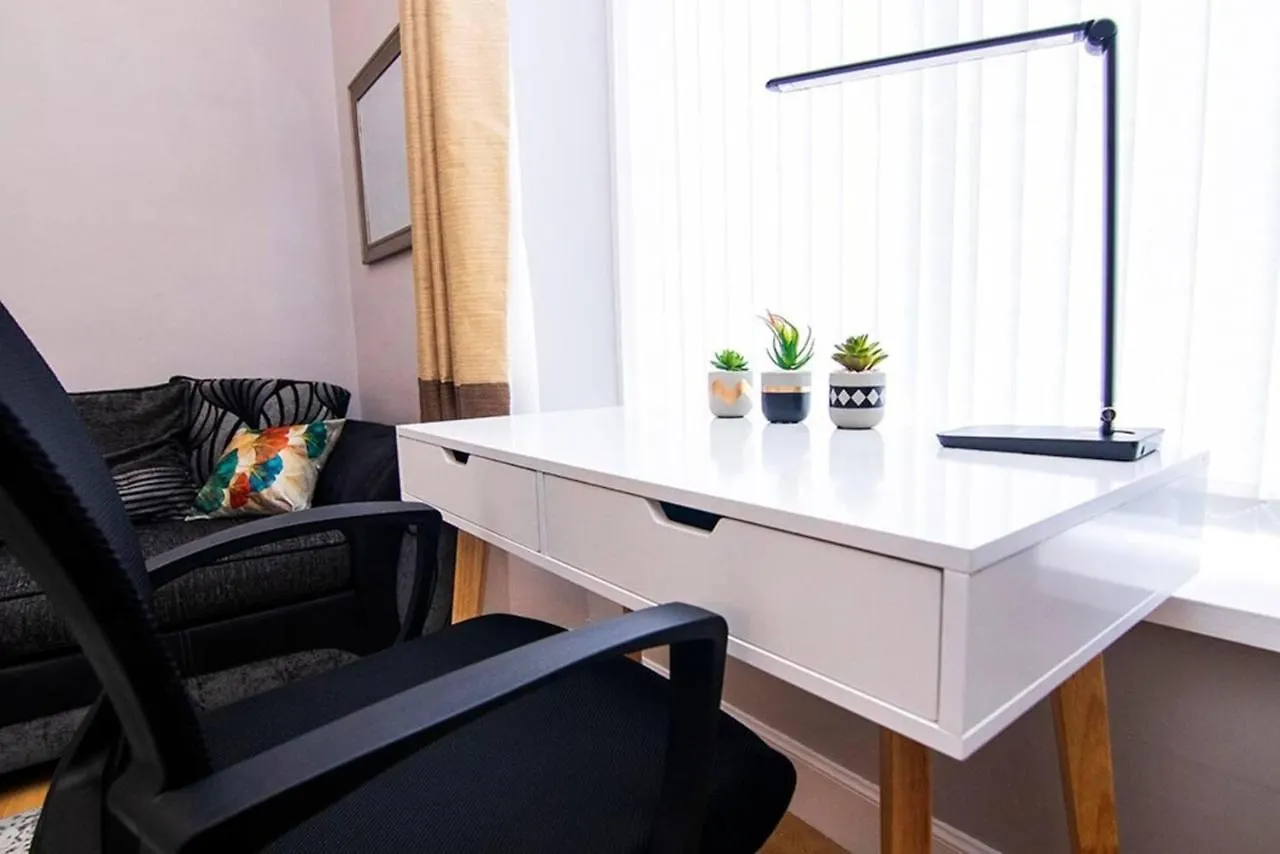 The SUMMIT Holburn - 1-Bed Apartment Aberdeen
