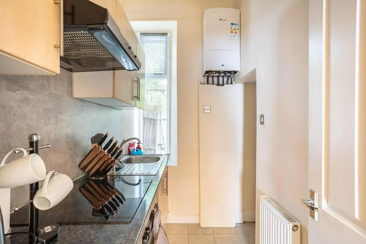 The SUMMIT Holburn - 1-Bed Apartment Aberdeen